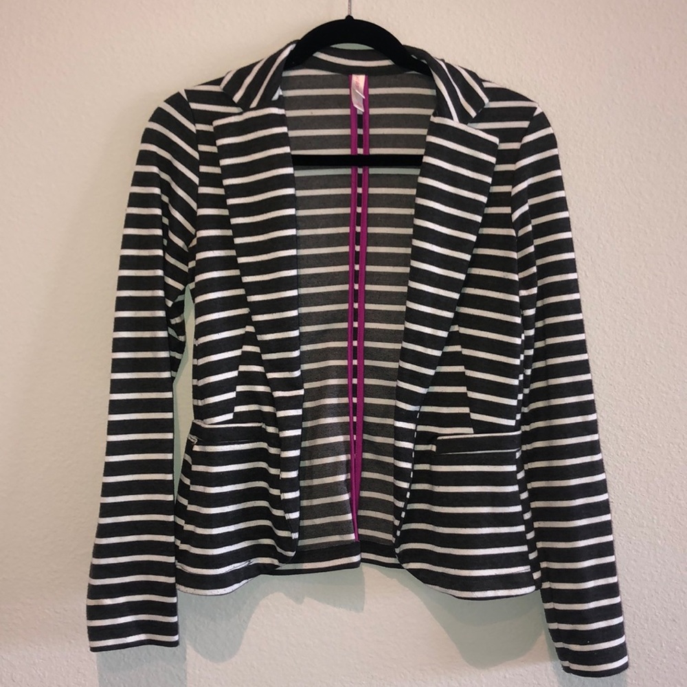 Xhilaration Grey/White Blazer